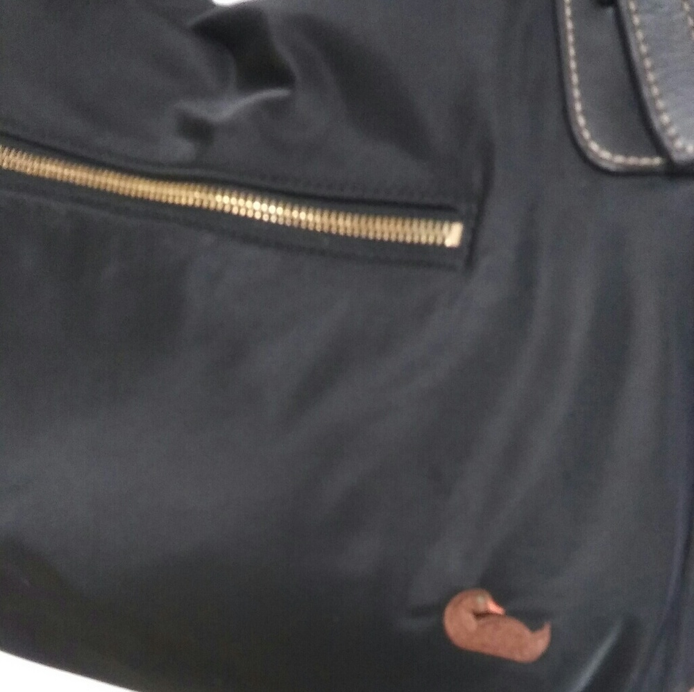 Fabulous Dooney and Bourke bag - Picture 2 of 5